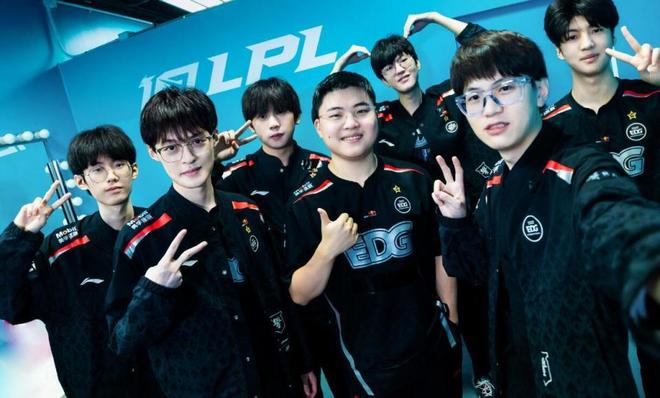 作为中场核 作为中场核